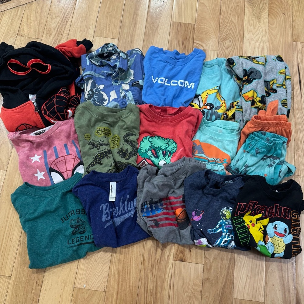 Boys 4/5 clothing lot